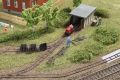 Feldbahnsetattrappe mit Lokschuppen